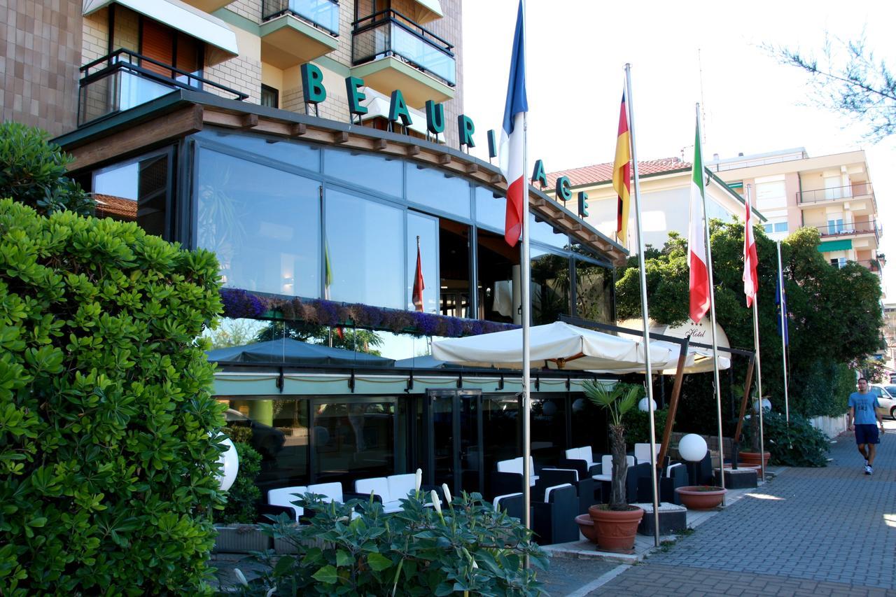 Hotel Beaurivage Fano Εξωτερικό φωτογραφία